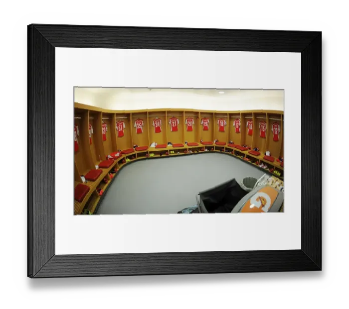 Framed Print : Behind the Scenes: Arsenal Football Club's Changing Room before Arsenal v AS Monaco (2014-15) Framed Print : Behind the Scenes: Arsenal Football Club's Changing Room before Arsenal v AS Monaco (2014-15)