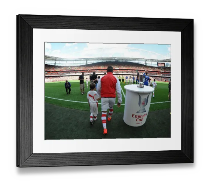 Framed Print : Arsenal's Alexis Sanchez Prepares for Arsenal v AS Monaco Clash at Emirates Stadium (2014-15) Framed Print : Arsenal's Alexis Sanchez Prepares for Arsenal v AS Monaco Clash at Emirates Stadium (2014-15)