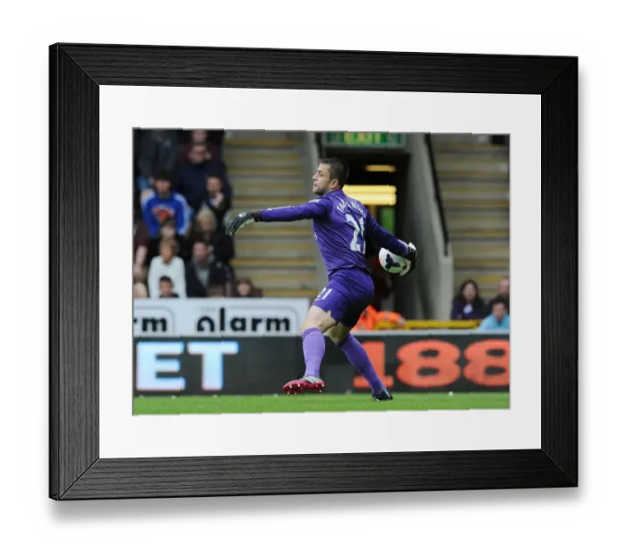 Framed Print : Lukasz Fabianski: In Action for Arsenal Against Norwich City (2013-14)