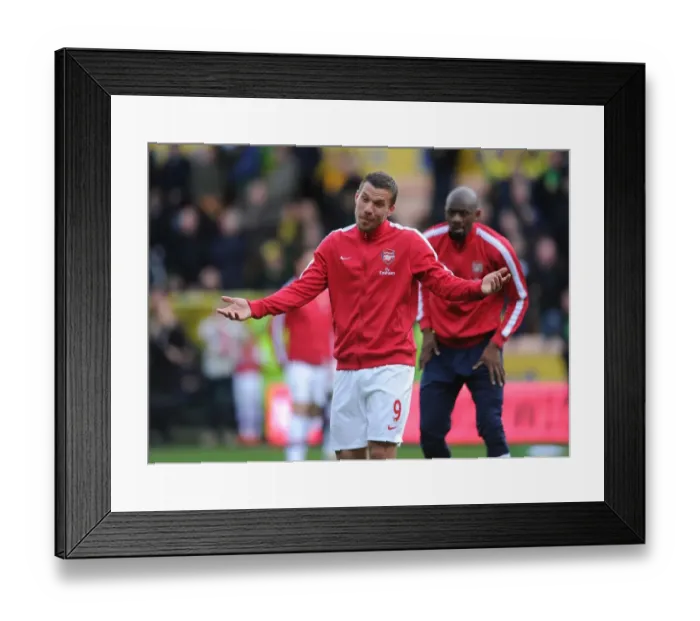 Framed Print : Lukas Podolski: Arsenal Star Before Norwich Clash (2013-14)