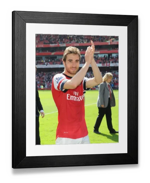 Framed Print : Mathieu Flamini: Arsenal's Determined Midfielder Amidst Arsenal v West Bromwich Albion Battle, Premier League 2013-14 Framed Print : Mathieu Flamini: Arsenal's Determined Midfielder Amidst Arsenal v West Bromwich Albion Battle, Premier League 2013-14