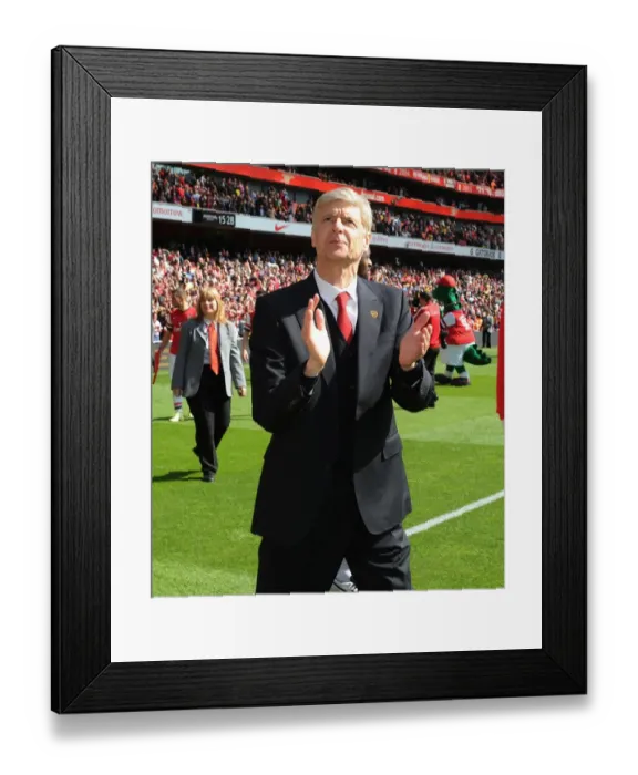 Framed Print : Arsene Wenger: Post-Match Reflection after Arsenal's Victory over West Bromwich Albion (2013-14) Framed Print : Arsene Wenger: Post-Match Reflection after Arsenal's Victory over West Bromwich Albion (2013-14)