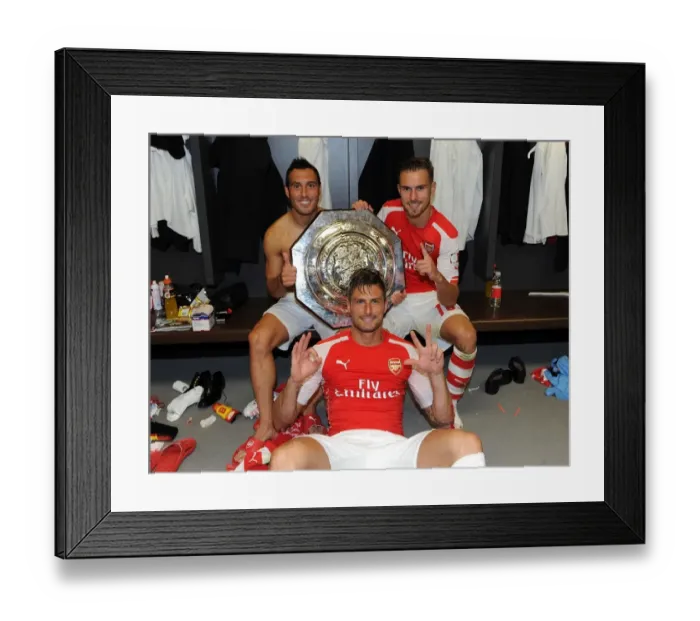 Framed Print : Arsenal's Cazorla, Giroud, and Ramsey Lift the FA Community Shield after Victory over Manchester City