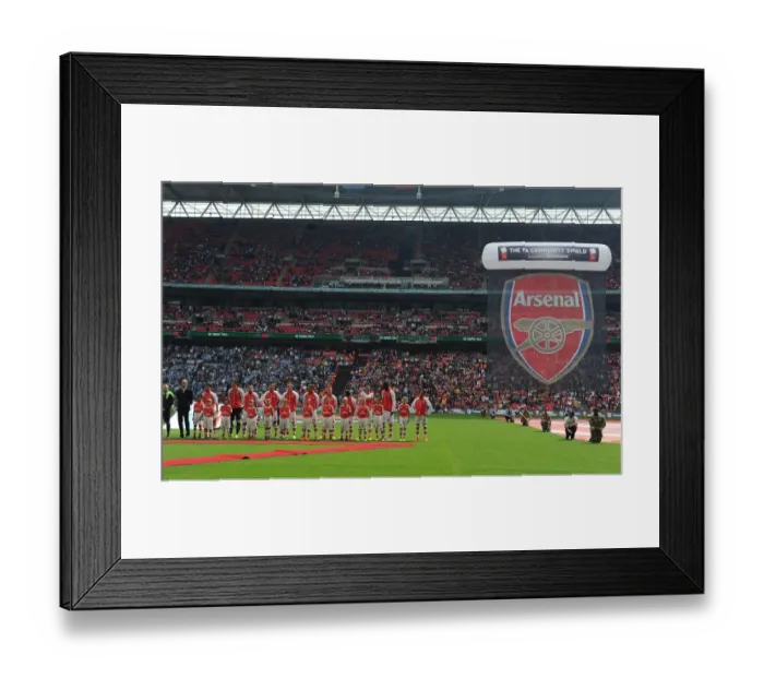 Framed Print : Arsenal vs Manchester City - FA Community Shield 2014: Arsenal Team Alignment at Wembley Stadium