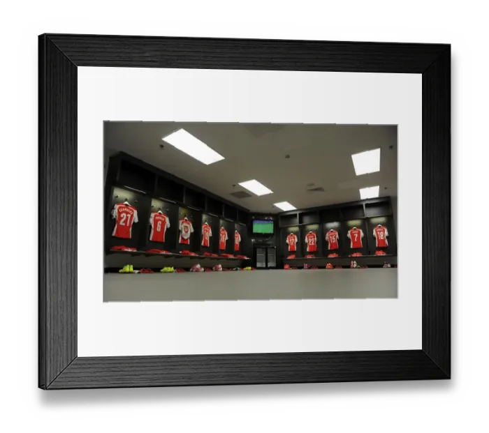 Framed Print : Arsenal Football Club: Unity in the Changing Room before the FA Community Shield Battle (Arsenal vs Manchester City, 2014) Framed Print : Arsenal Football Club: Unity in the Changing Room before the FA Community Shield Battle (Arsenal vs Manchester City, 2014)