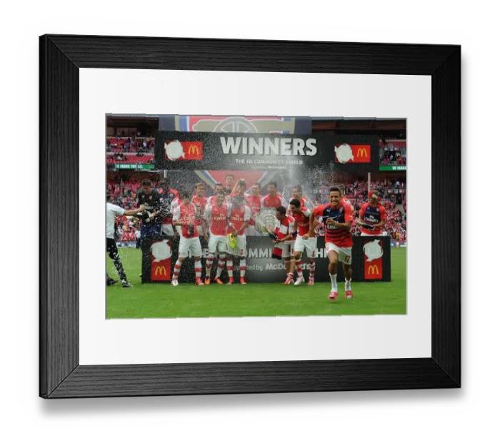 Framed Print : Arsenal Celebrates FA Community Shield Win Against Manchester City (2014) Framed Print : Arsenal Celebrates FA Community Shield Win Against Manchester City (2014)