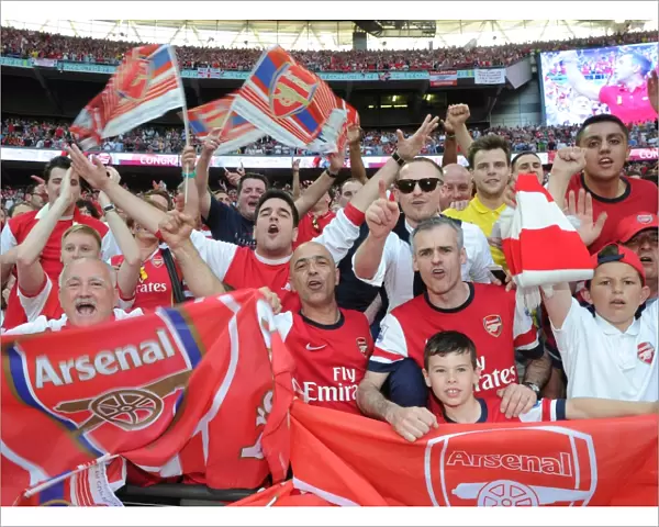 Arsenal fans in the stadium after the match. Arsenal 3: 2 Hull City. FA Cup Final