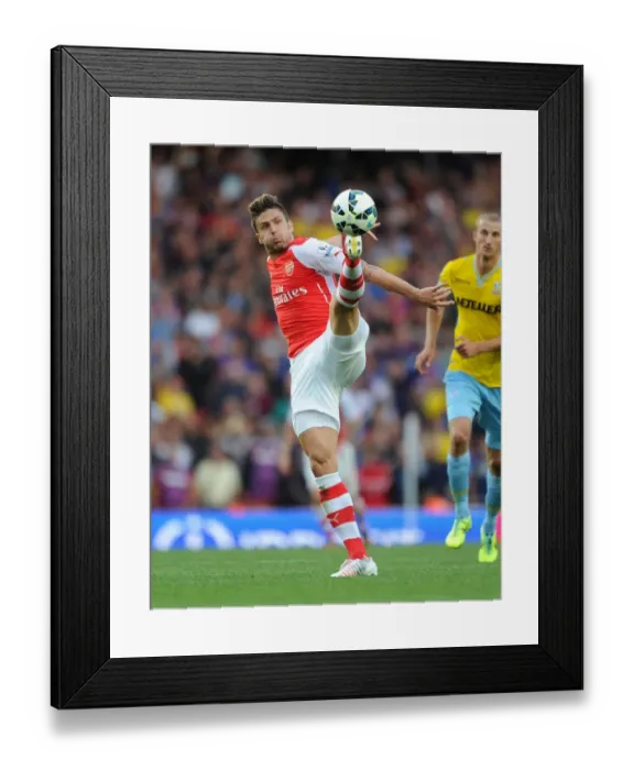Framed Print : Olivier Giroud in Action for Arsenal Against Crystal Palace, Premier League 2014 / 15