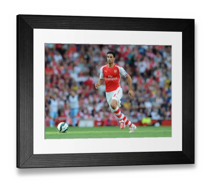 Framed Print : Mikel Arteta: Focused Leadership in Arsenal's Premier League Debut vs. Crystal Palace (2014)