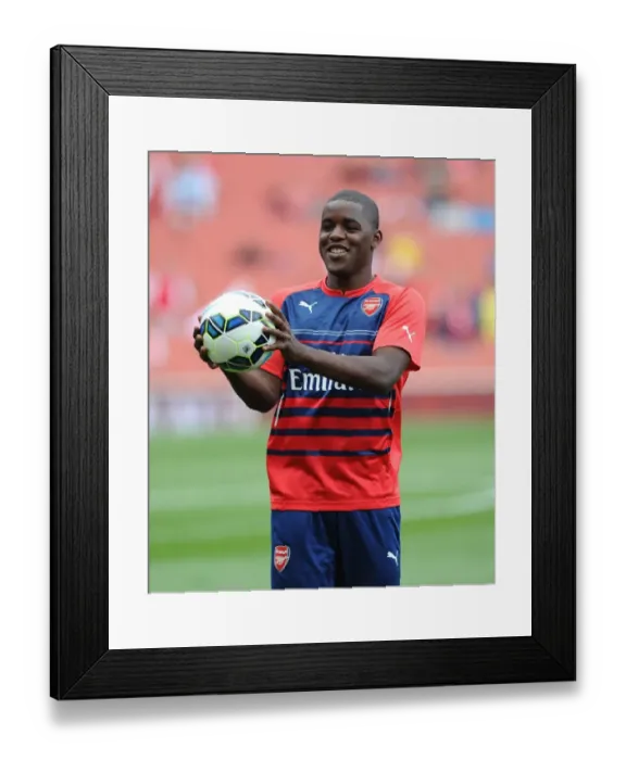 Framed Print : Arsenal's Joel Campbell Warming Up Ahead of Arsenal v Crystal Palace, Premier League 2014 / 15