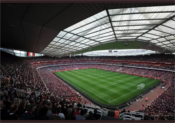 Arsenal vs Crystal Palace: 2014 / 15 Premier League Clash at Emirates Stadium, London