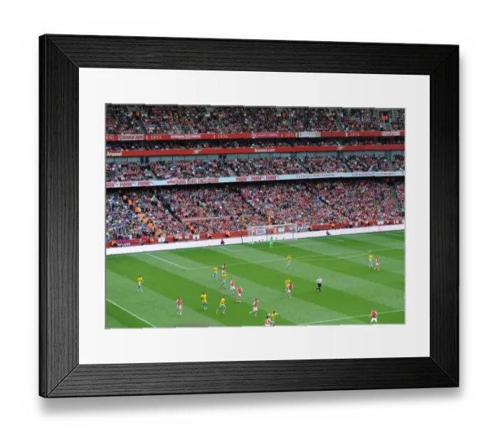 Framed Print : Emirates Stadium. Arsenal 2: 1 Crystal Palace. Barclays Premier League. Emirates Stadium, 16  /  8  /  14