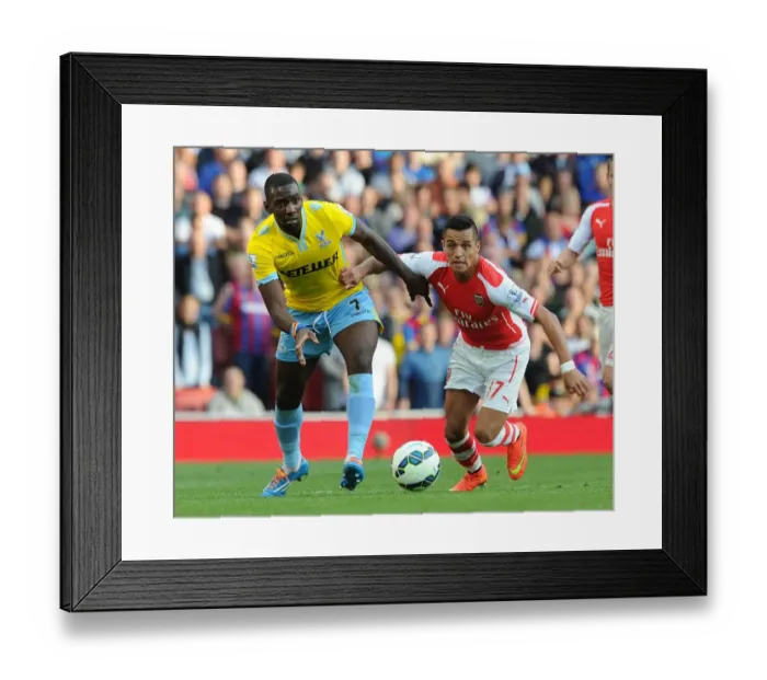 Framed Print : Clash of Stars: Sanchez vs. Bolasie - Arsenal vs. Crystal Palace, Premier League 2014 Framed Print : Clash of Stars: Sanchez vs. Bolasie - Arsenal vs. Crystal Palace, Premier League 2014