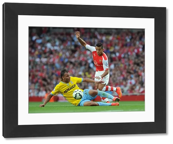 Sanchez vs. Chamakh: A Battle of Arsenal Talents at Emirates Stadium