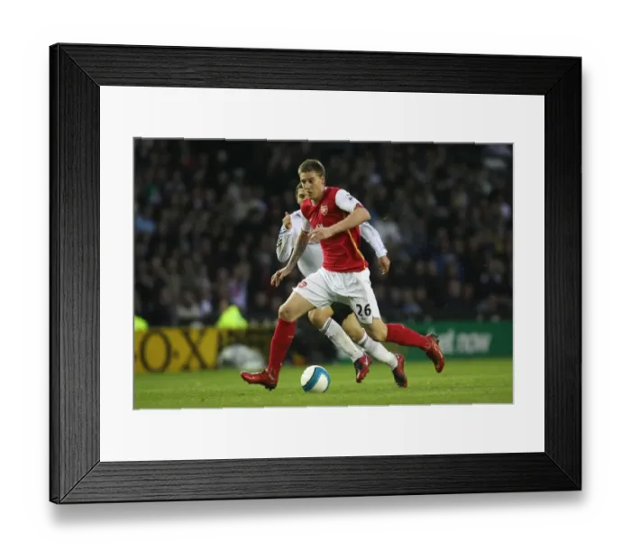 Framed Print : Nicklas Bendtner (Arsenal) Framed Print : Nicklas Bendtner (Arsenal)