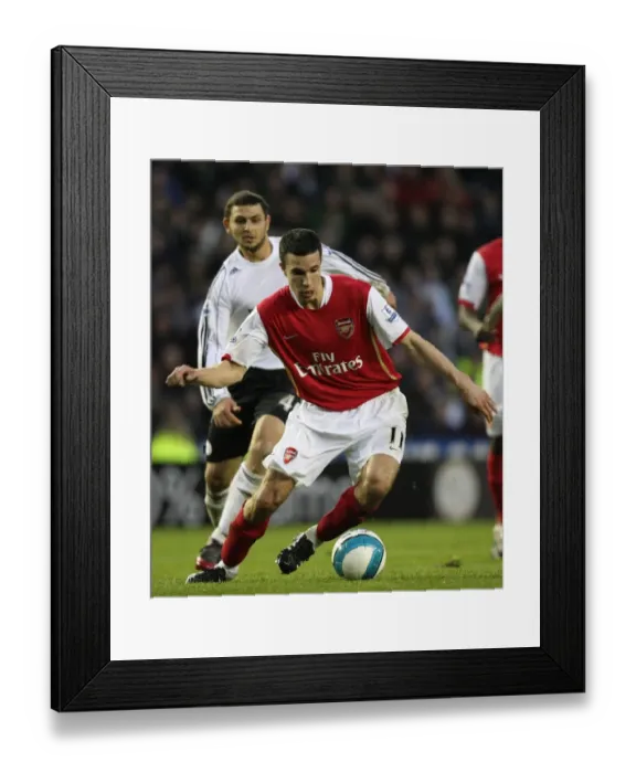 Framed Print : Robin van Persie (Arsenal) Hossam Ghaly (Derby) Framed Print : Robin van Persie (Arsenal) Hossam Ghaly (Derby)