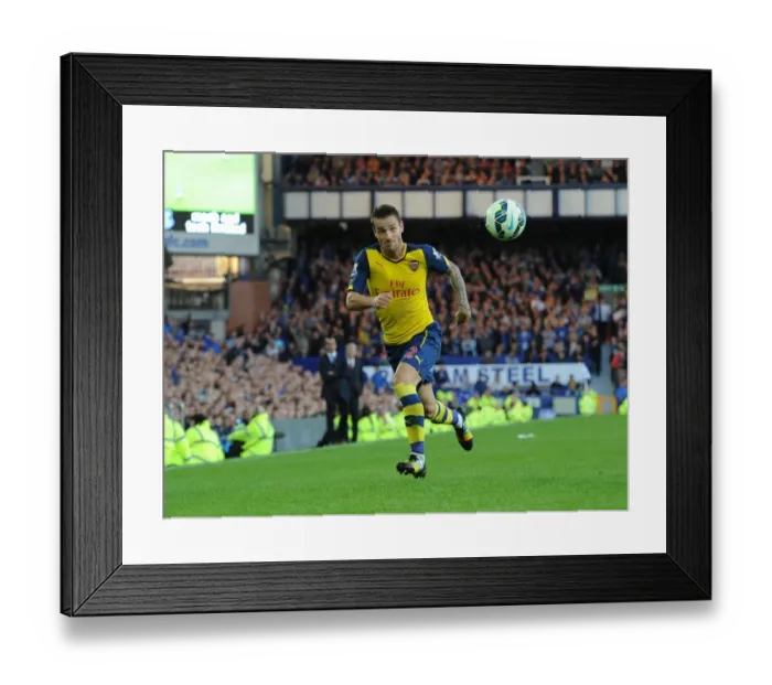 Framed Print : Mathieu Debuchy in Action: Everton vs Arsenal, Premier League 2014 / 15 Framed Print : Mathieu Debuchy in Action: Everton vs Arsenal, Premier League 2014 / 15