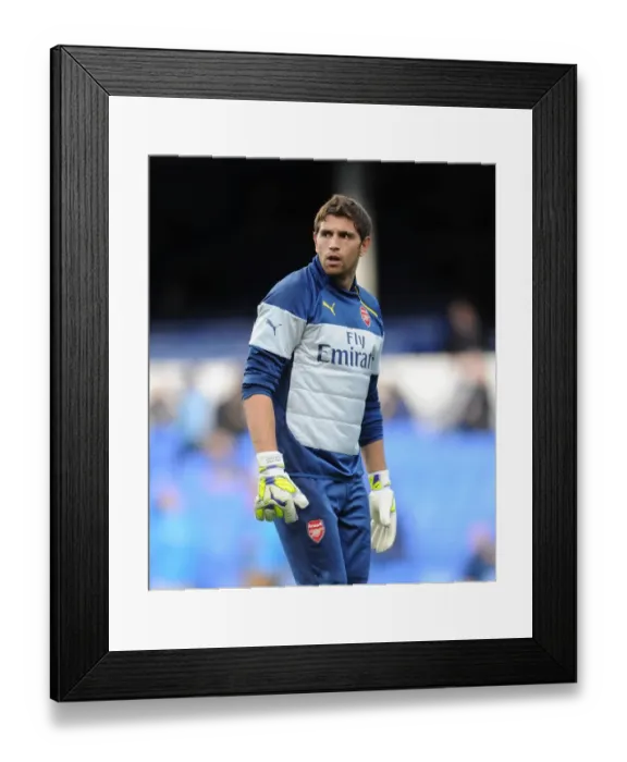 Framed Print : Emiliano Martinez Gears Up: Everton vs Arsenal, Premier League 2014 / 15
