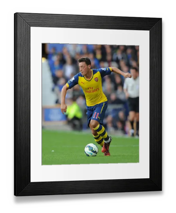 Framed Print : Mesut Ozil in Action: Everton vs. Arsenal, Premier League 2014 / 15