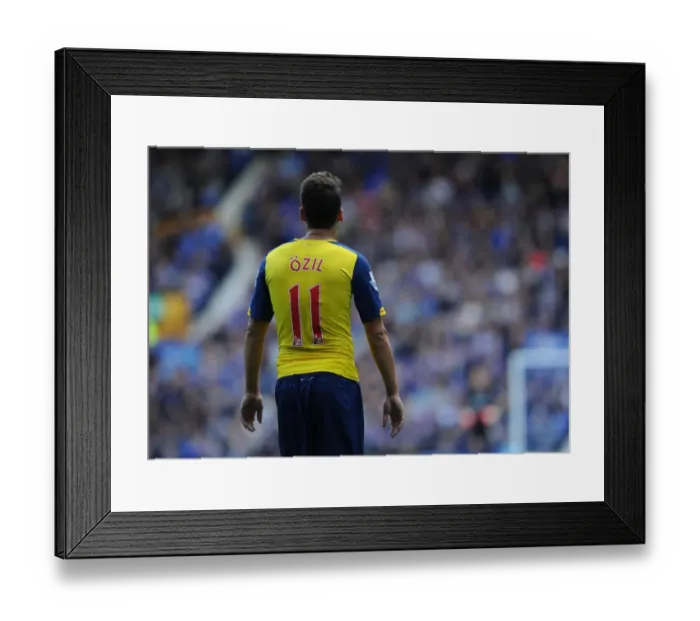 Framed Print : Mesut Ozil in Action: Everton vs. Arsenal, Premier League 2014 / 15