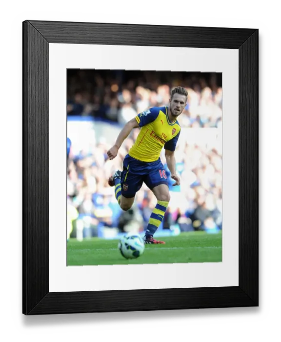 Framed Print : Aaron Ramsey in Action: Everton vs Arsenal, Premier League 2014 / 15 Framed Print : Aaron Ramsey in Action: Everton vs Arsenal, Premier League 2014 / 15