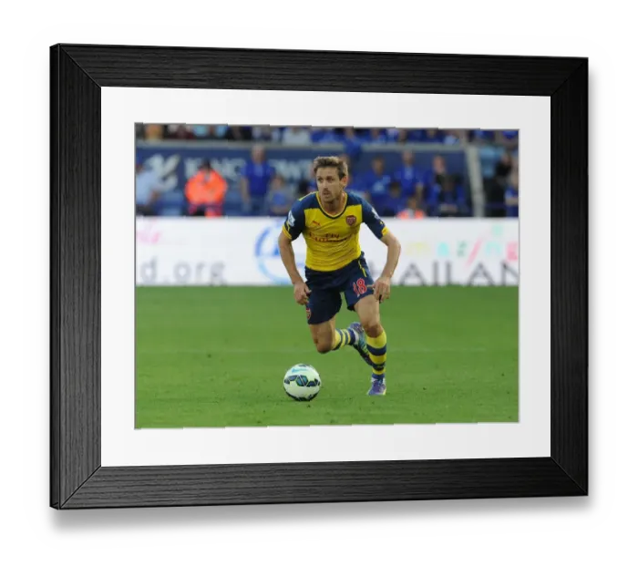 Framed Print : Nacho Monreal in Action: Leicester City vs. Arsenal, Premier League 2014-15 Framed Print : Nacho Monreal in Action: Leicester City vs. Arsenal, Premier League 2014-15
