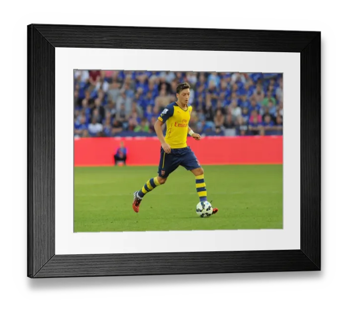 Framed Print : Mesut Ozil in Action: Leicester City vs. Arsenal, Premier League 2014-15
