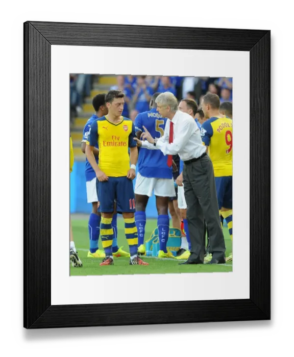 Framed Print : Arsene Wenger Guiding Mesut Ozil: Leicester City vs. Arsenal, 2014-15 Premier League