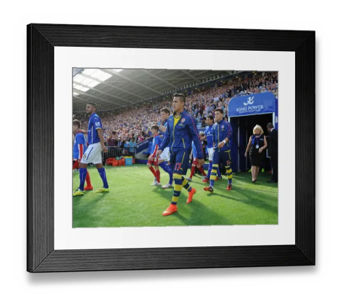 Framed Print : Arsenal's Sanchez and Ozil Before Leicester Clash (2014-15)