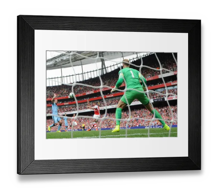 Framed Print : Alexis Sanchez Scores Stunner: Arsenal vs Manchester City, Premier League 2014-15 Framed Print : Alexis Sanchez Scores Stunner: Arsenal vs Manchester City, Premier League 2014-15