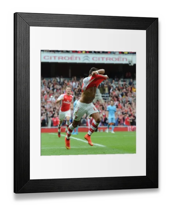 Framed Print : Alexis Sanchez Scores Arsenal's Second Goal Against Manchester City (2014-15) Framed Print : Alexis Sanchez Scores Arsenal's Second Goal Against Manchester City (2014-15)