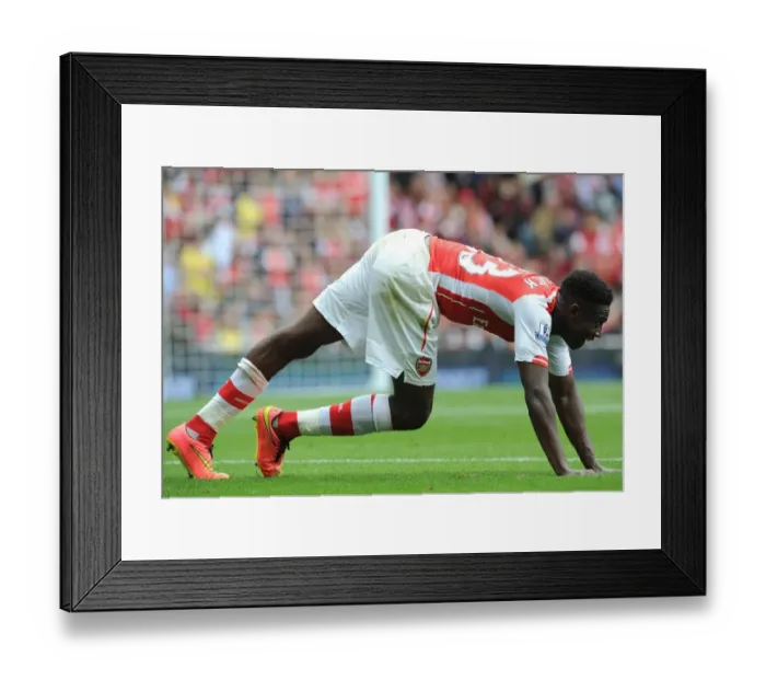 Framed Print : Danny Welbeck (Arsenal). Arsenal 2: 2 Manchester City. Barclays Premier League. Emirates Stadium Framed Print : Danny Welbeck (Arsenal). Arsenal 2: 2 Manchester City. Barclays Premier League. Emirates Stadium