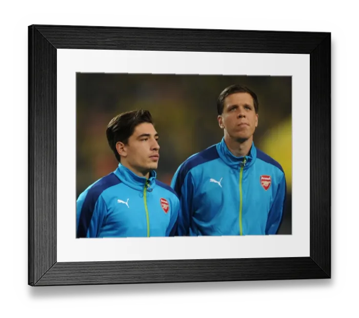 Framed Print : Arsenal Duo Hector Bellerin and Wojciech Szczesny Before UEFA Champions League Clash vs Borussia Dortmund