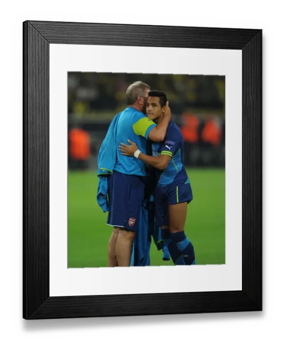 Framed Print : Arsenal's Alexis Sanchez and Kitman Vic Akers Before Borussia Dortmund Clash in Champions League (2014) Framed Print : Arsenal's Alexis Sanchez and Kitman Vic Akers Before Borussia Dortmund Clash in Champions League (2014)