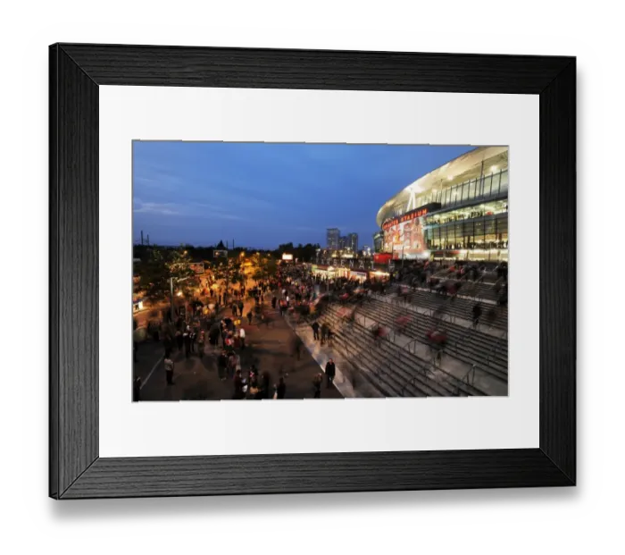 Framed Print : Arsenal vs Southampton: Capital One Cup Third Round at Emirates Stadium Framed Print : Arsenal vs Southampton: Capital One Cup Third Round at Emirates Stadium