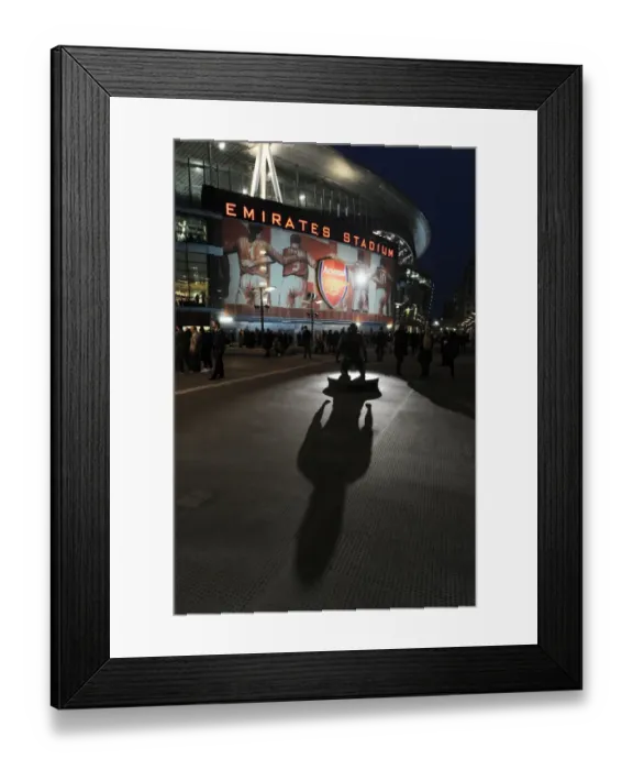 Framed Print : Thierry Henry Statue: Arsenal's Pride Ahead of Southampton Clash, League Cup 2014 / 15