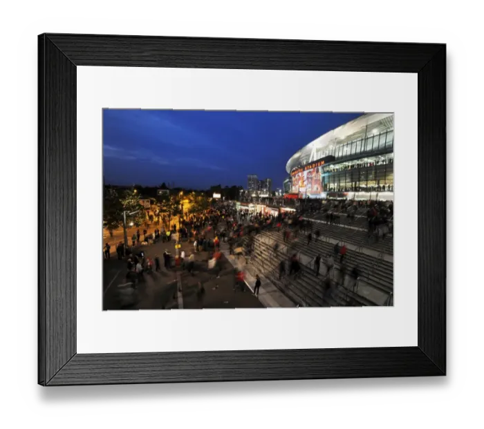 Framed Print : Arsenal vs Southampton: Capital One Cup Third Round at Emirates Stadium Framed Print : Arsenal vs Southampton: Capital One Cup Third Round at Emirates Stadium