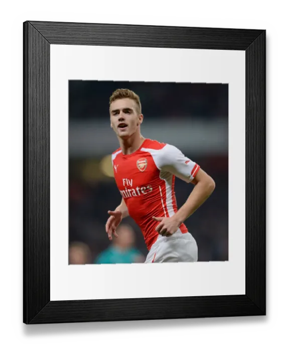 Framed Print : Calum Chambers in Action: Arsenal vs Southampton, League Cup 2014 / 15 Framed Print : Calum Chambers in Action: Arsenal vs Southampton, League Cup 2014 / 15