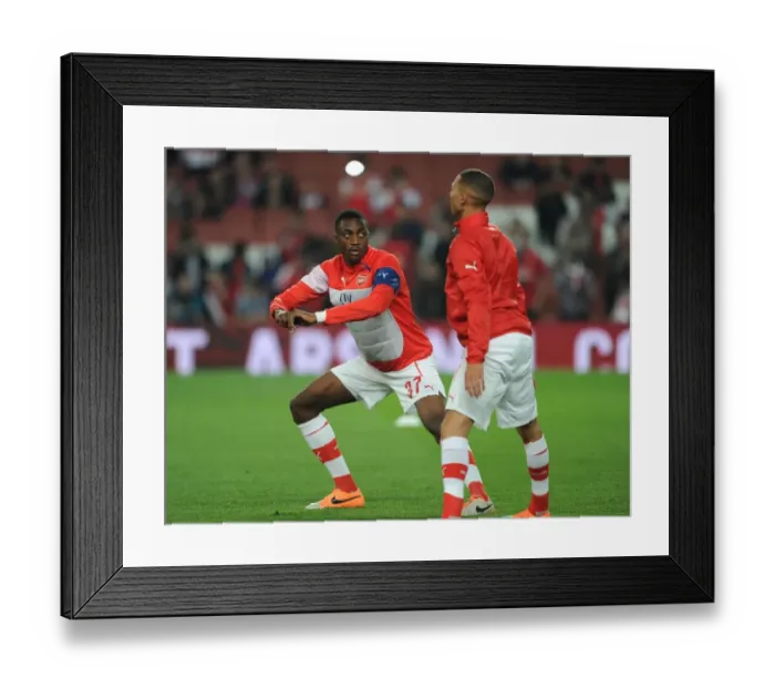 Framed Print : Semia Ajayi (Arsenal) before the match. Arsenal 1: 2 Southampton. Capital One Cup