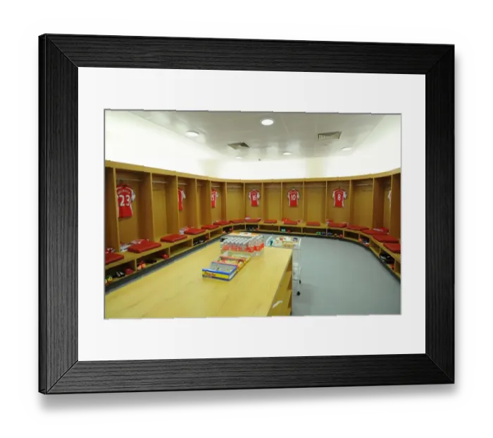 Framed Print : Arsenal Changing Room: Preparing for the Derby - Arsenal vs. Tottenham Hotspur (2014-15) Framed Print : Arsenal Changing Room: Preparing for the Derby - Arsenal vs. Tottenham Hotspur (2014-15)