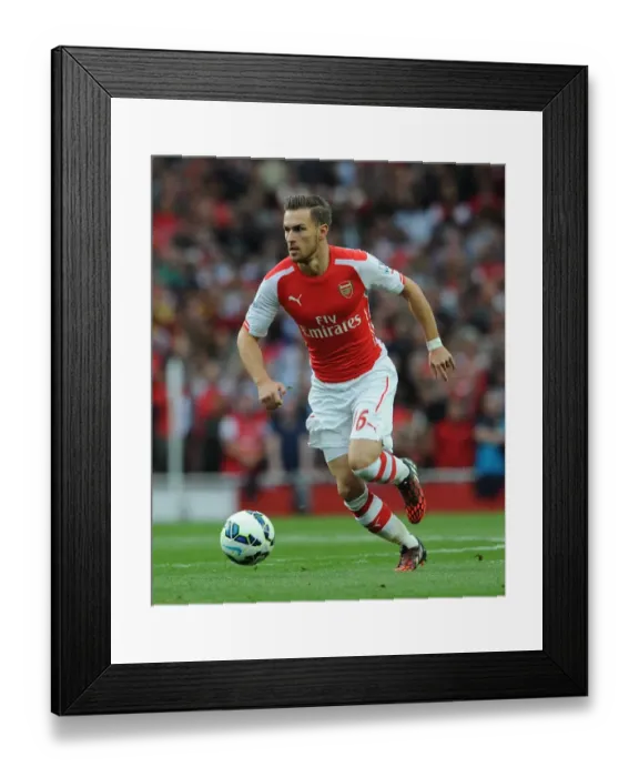 Framed Print : Aaron Ramsey in Action: Arsenal vs. Tottenham Hotspur, Premier League 2014-15