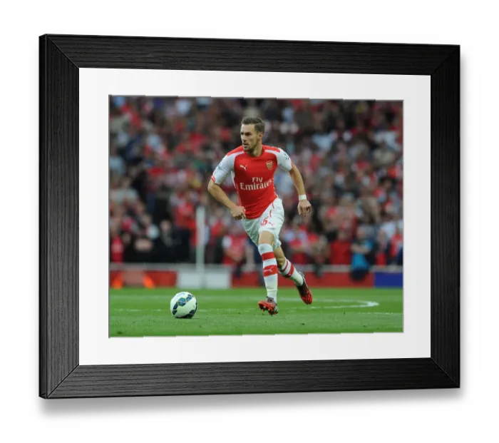 Framed Print : Aaron Ramsey in Action: Arsenal vs. Tottenham, Premier League 2014-15