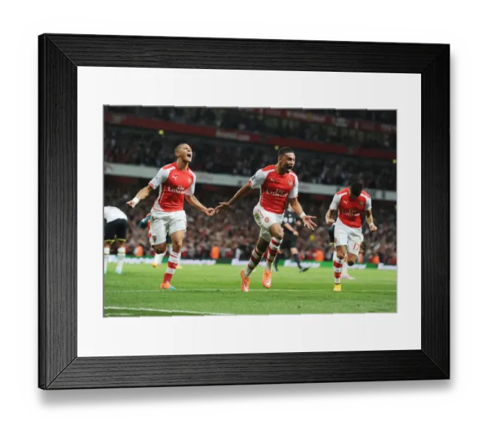 Framed Print : Oxlade-Chamberlain's Dramatic Winner: Arsenal 1-0 Tottenham (2014-15) Framed Print : Oxlade-Chamberlain's Dramatic Winner: Arsenal 1-0 Tottenham (2014-15)