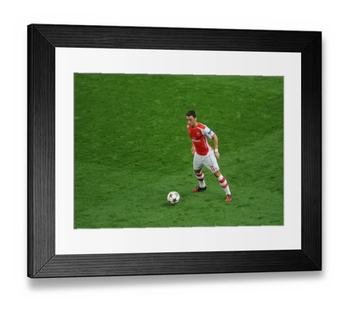 Framed Print : Mesut Ozil in Action: Arsenal FC vs Galatasaray AS, UEFA Champions League, 2014 Framed Print : Mesut Ozil in Action: Arsenal FC vs Galatasaray AS, UEFA Champions League, 2014