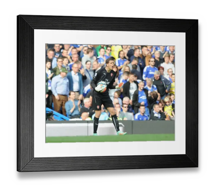 Framed Print : Arsenal's Wojciech Szczesny Faces Off Against Chelsea at Stamford Bridge (2014-15 Premier League)