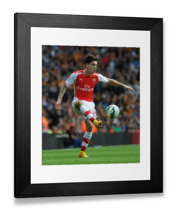 Framed Print : Hector Bellerin in Action: Arsenal vs Hull City, Premier League 2014-15