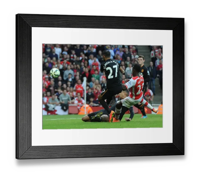 Framed Print : Danny Welbeck Scores Under Pressure: Arsenal's Victory Over Hull City (2014-15) Framed Print : Danny Welbeck Scores Under Pressure: Arsenal's Victory Over Hull City (2014-15)