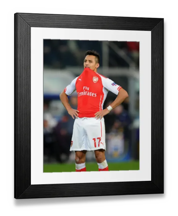 Framed Print : Alexis Sanchez in Action: Arsenal vs. RSC Anderlecht, UEFA Champions League, 2014