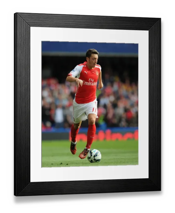 Framed Print : Mesut Ozil in Action: Chelsea vs. Arsenal, Premier League 2014-15 Framed Print : Mesut Ozil in Action: Chelsea vs. Arsenal, Premier League 2014-15