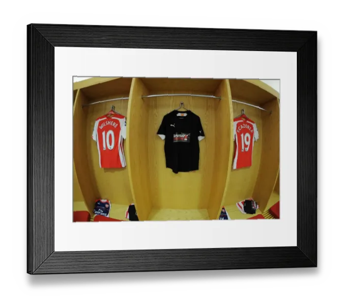 Framed Print : Arsenal's Arsenal For Everyone Unity T-shirts Before Arsenal vs Hull City (2014-15) Framed Print : Arsenal's Arsenal For Everyone Unity T-shirts Before Arsenal vs Hull City (2014-15)